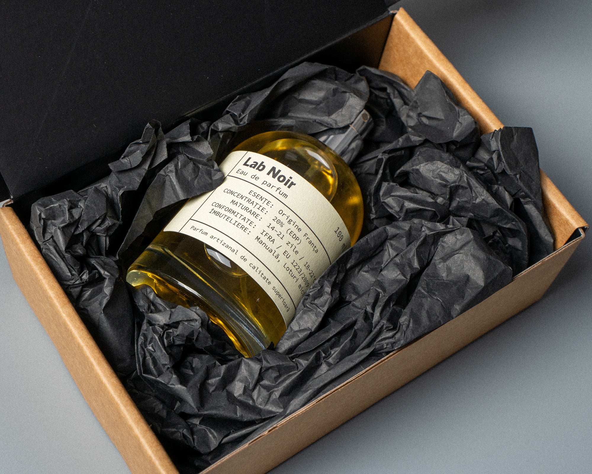 Blend No. 35, inspirat de Scandal Pour Homme by Jean Paul Gaultier